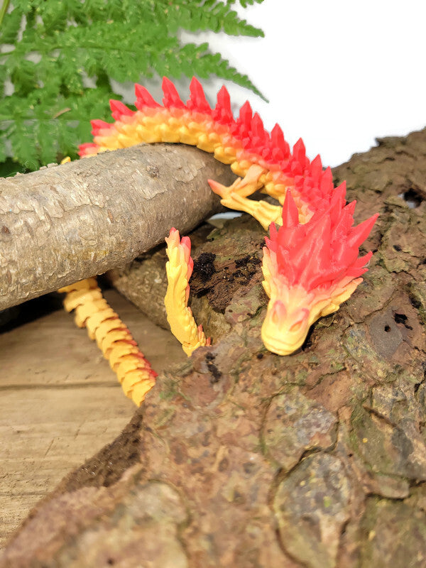 Flexi-Drache „Flammenkamm“ – gefertigt im 3D-Druck